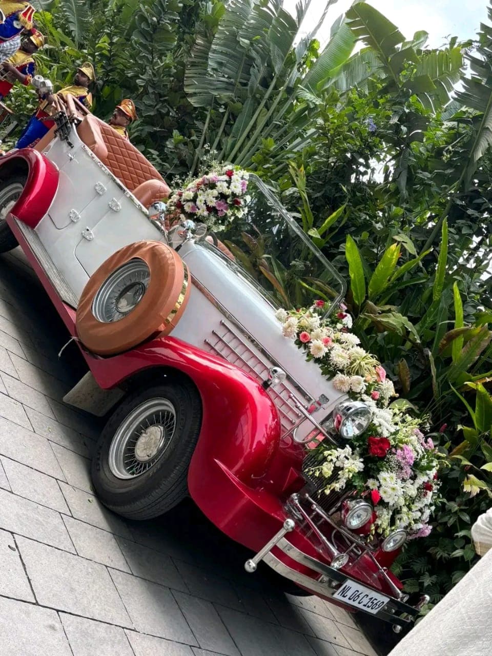Classic Car Floral Setup